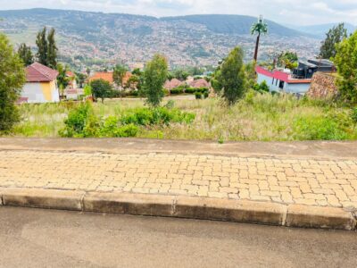 Rebero plot for sale on tarmarc road